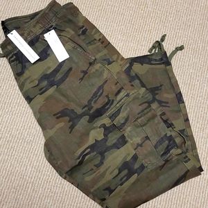 Anthropologie Sanctuary Camo Capris